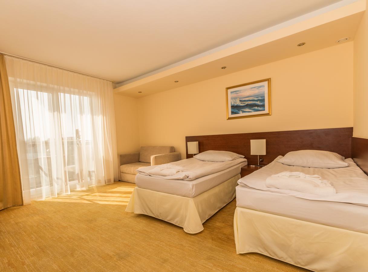 Krol Plaza Spa & Wellness Ярославец Экстерьер фото