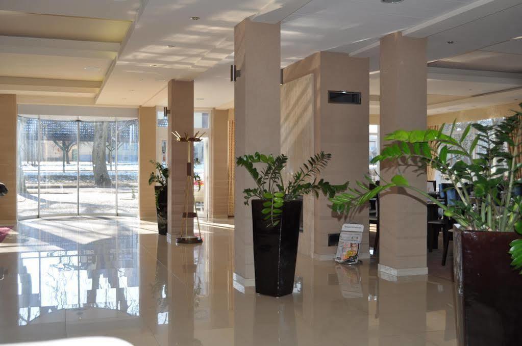 Krol Plaza Spa & Wellness Ярославец Экстерьер фото